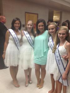 Mariah M, Robyn, Zolee and Mariah L  with Adrienne Nurss at the Miss Arizona Pageant